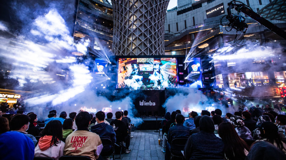 尤其是在防 尤其是在防