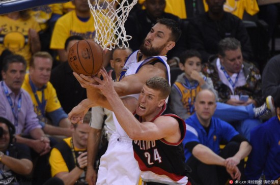 让球迷们大 让球迷们大