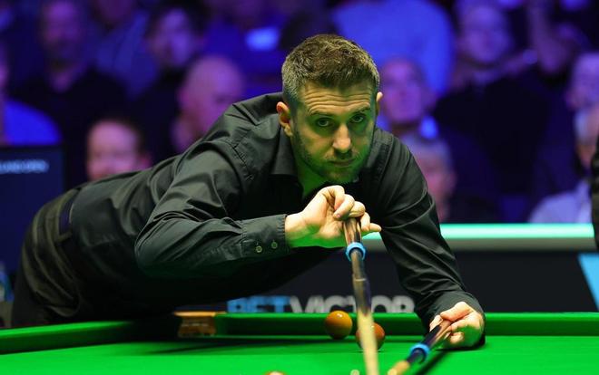 相比之下 相比之下