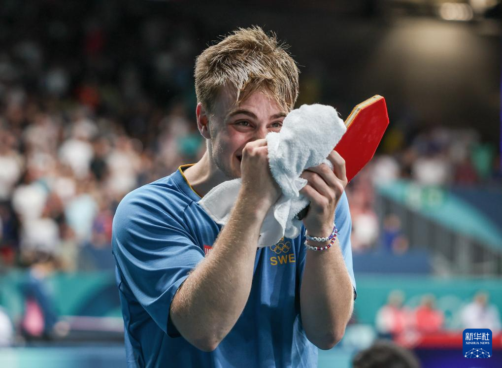 这个问总监 这个问总监