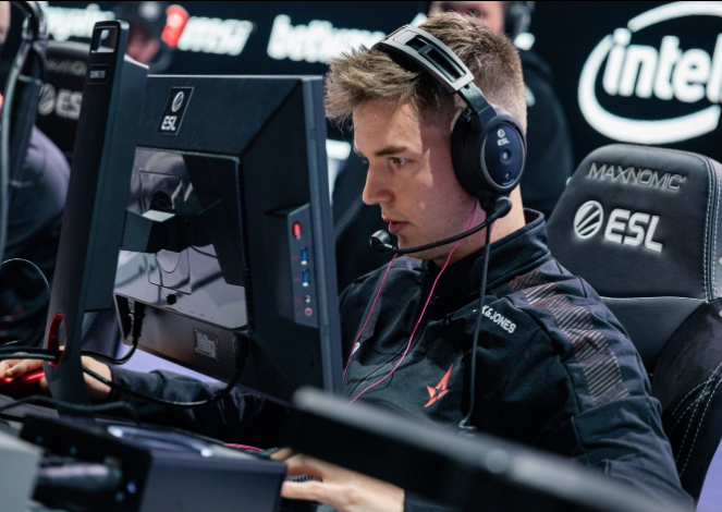 另一方面 另一方面