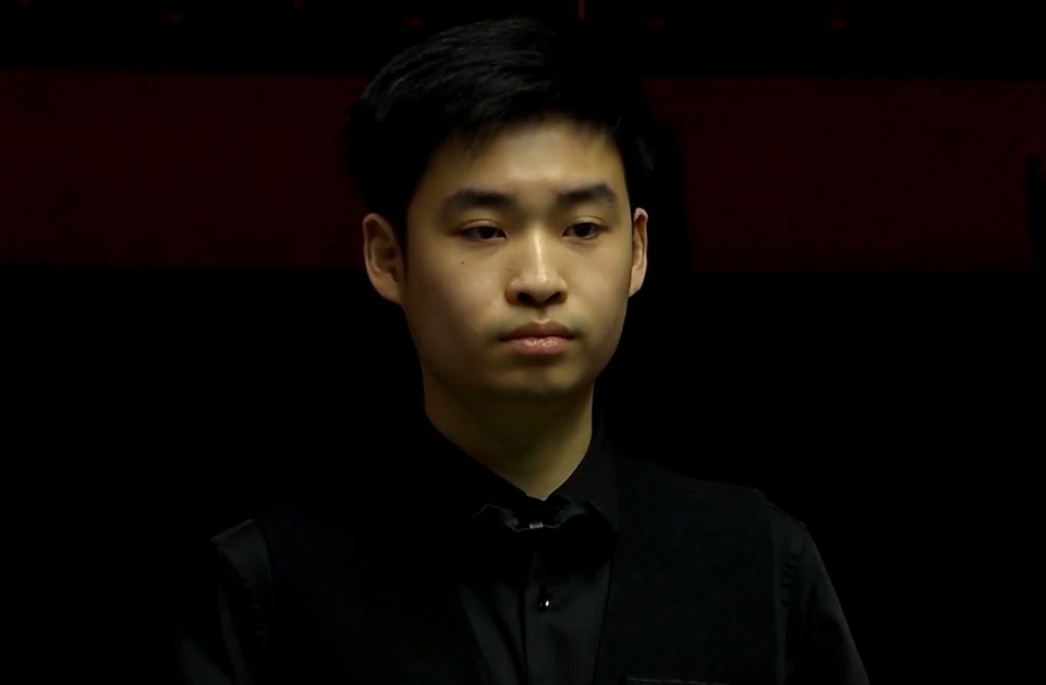 紧追不舍 紧追不舍