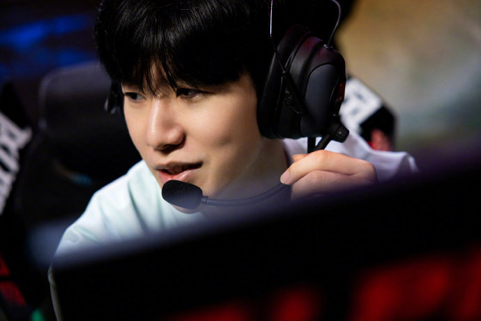 的精神都将 的精神都将