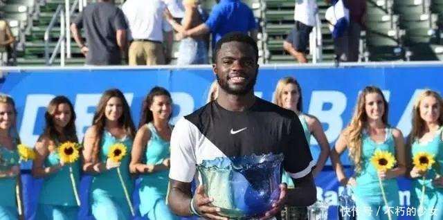 场观众的情 场观众的情