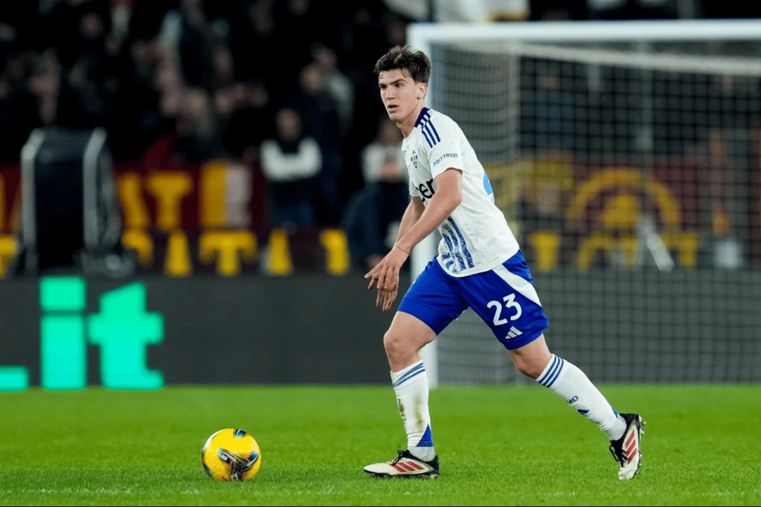 顶峰不仅是 顶峰不仅是