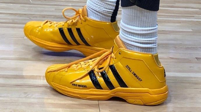 席体现了 席体现了